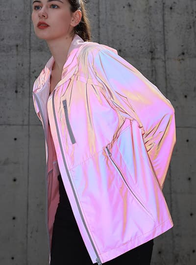 时尚夹克羽绒渐变乐鱼在线官网面料